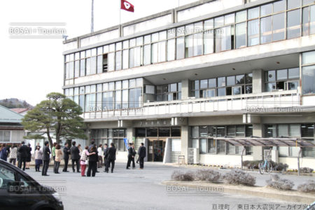 地震発生直後の役場庁舎 地震発生直後の役場庁舎